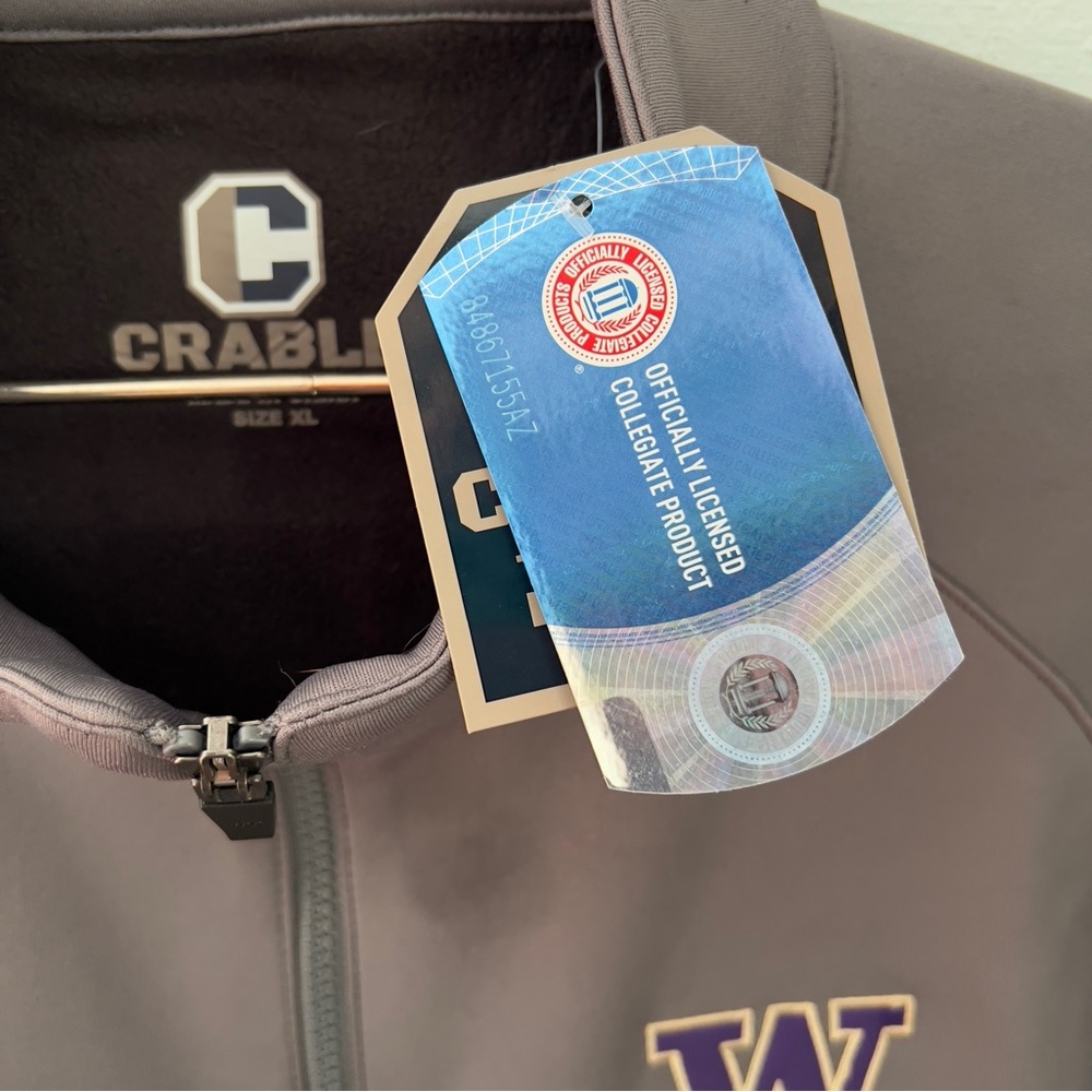 NWT Washington Huskies XL jacket